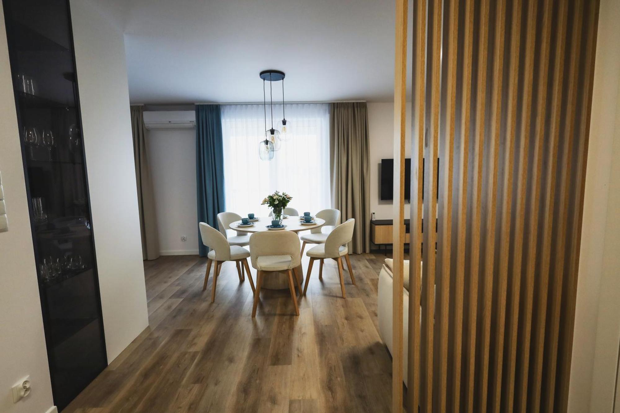 Apartment Szept Zurawia *